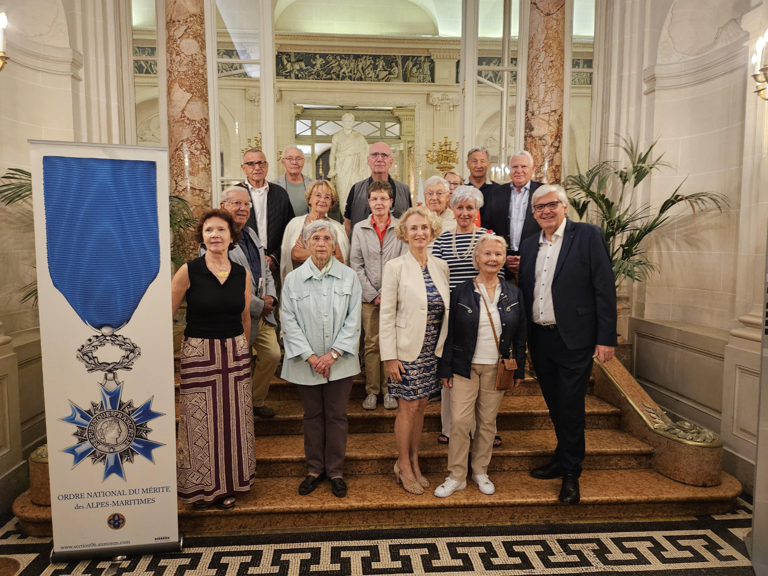 Le groupe à la fin de la visite avec JP. Barbero