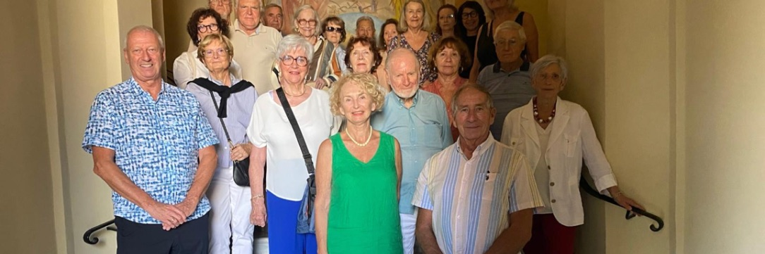 Annie Rollet accueille les participants et remercie Monsieur Luc Thevenon 
