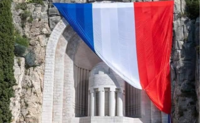 La cérémonie va pouvoir commencer....