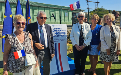Le pupitre des intervenants